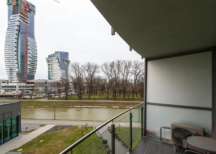 Apartament Royal Capital Towers Klimatyzacja & Prywatny Parking & Bezkontaktowe Zameldowanie & Balkon