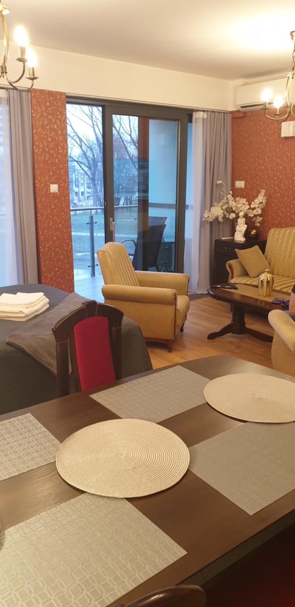 Royal Capital Towers Klimatyzacja & Prywatny Parking & Bezkontaktowe Zameldowanie & Balkon Apartament *