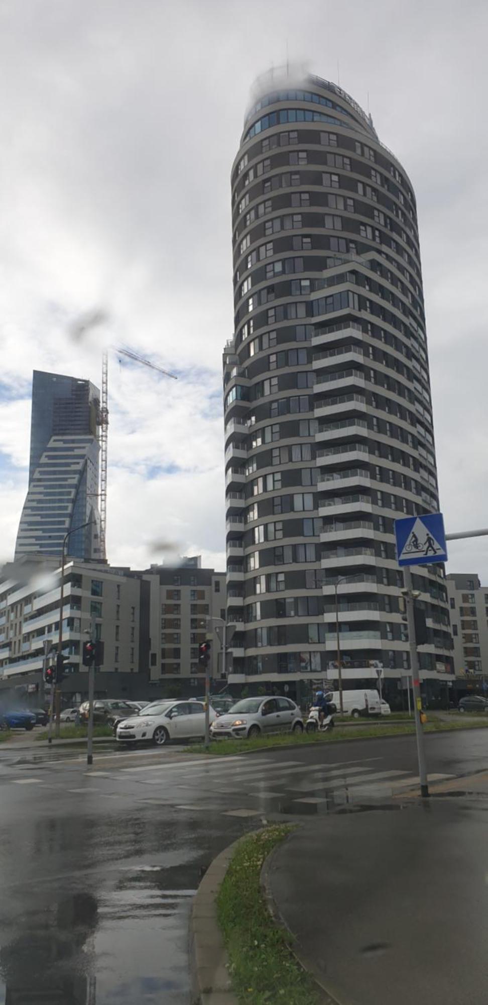 Apartment Royal Capital Towers Klimatyzacja & Prywatny Parking & Bezkontaktowe Zameldowanie & Balkon