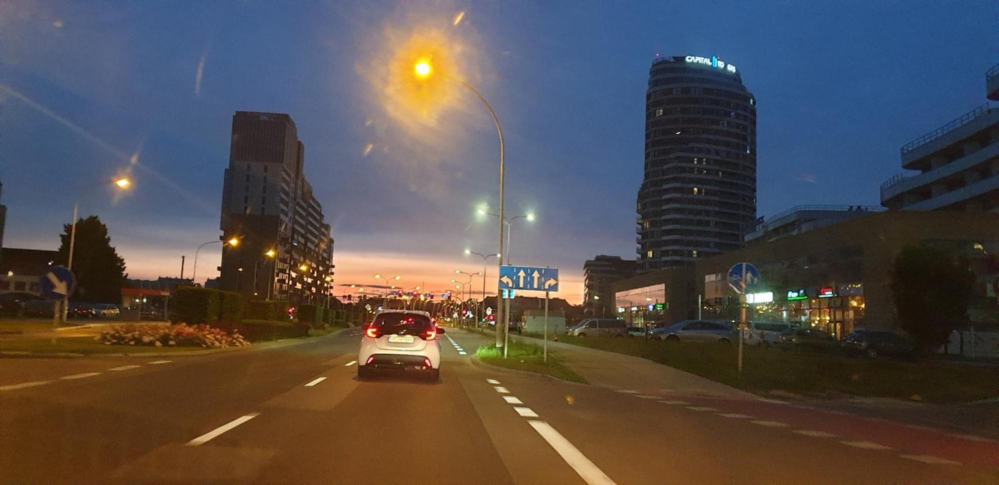 Apartment Royal Capital Towers Klimatyzacja & Prywatny Parking & Bezkontaktowe Zameldowanie & Balkon
